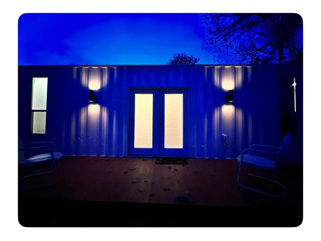 Nomehaus Shipping Container Studio Residential Neighborhood Atenas Exterior foto